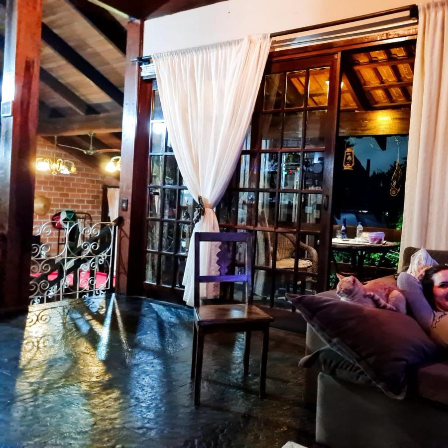 Gajah Hotel Джойнвил Екстериор снимка